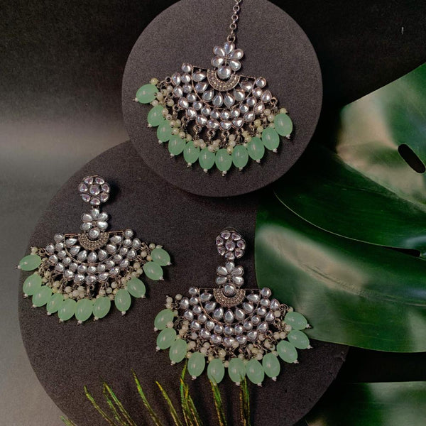 Etnico Ethnic Stylish Silver Oxidised Kundan Pearl Chandbali Earrings With Maang Tikka Set For Women And Girls (TE3106ZMin)