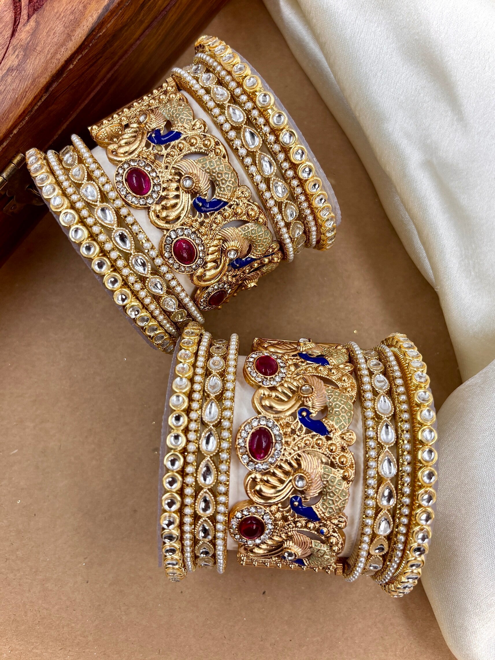 Wedding Chuda Kundan Pearl And Meenakari Openable Bangles Set