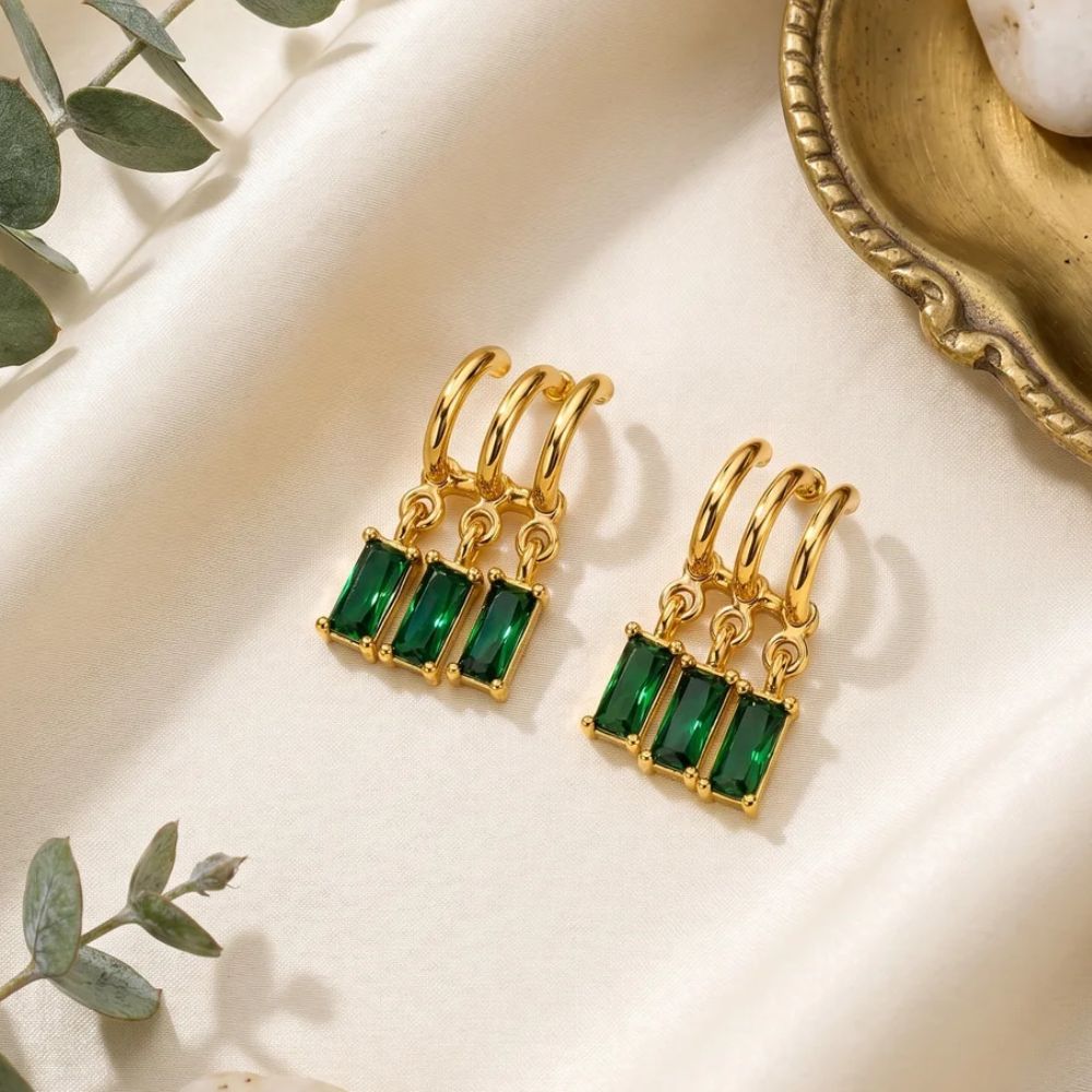 Etnico Fashion Anti Tarnish Gold Plated American Diamond Stud Earrings for Women and Girls Western Earrings Set Fashion Jewellery Gift (WE019G)