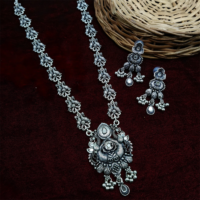 Gehana Mahal Oxidised Plated Pota Stone Long Necklace Set