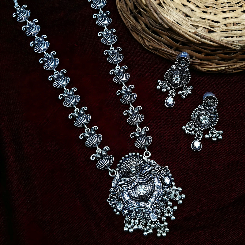 Gehana Mahal Oxidised Plated Pota Stone Long Necklace Set