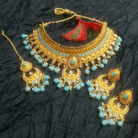 Kumavat Jewels Gold Plated Kundan And Beads Traditional Choker Necklace Set with Maang Tikka