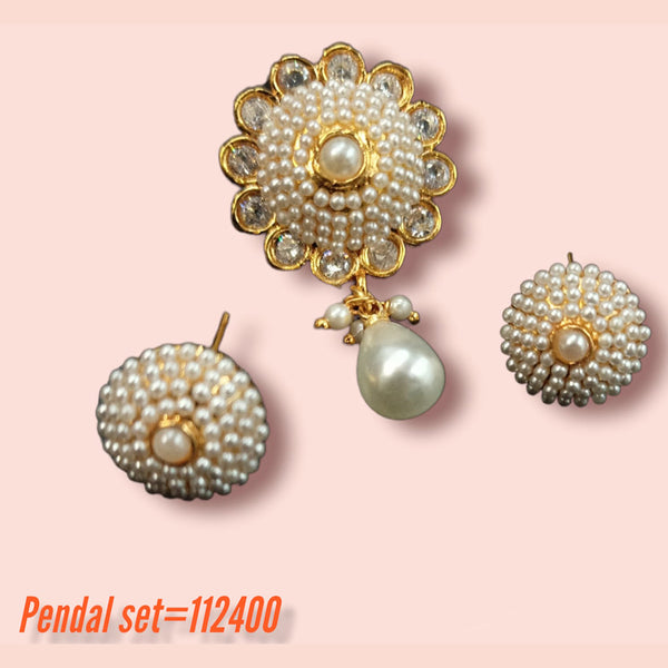 Padmawati Bangles Gold Plated Pota Stone And Pearl Pendant Set