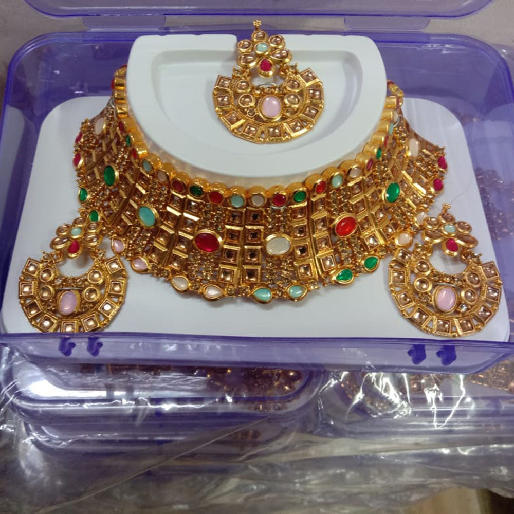 Neetu Art Gold Plated Kundan Stone Choker Necklace Set With Maangtikka