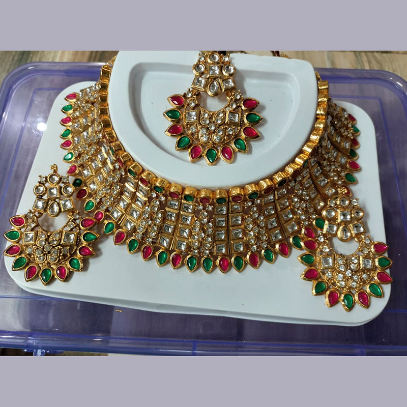 Neetu Art Gold Plated Kundan Stone Choker Necklace Set With Maangtikka