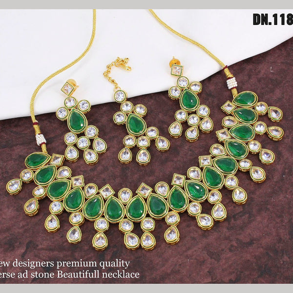 Green stone necklace on sale designs