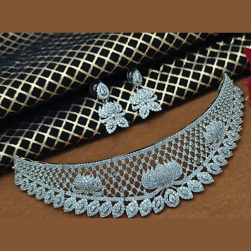 Meera: Grey Kundan Necklace Set – Minachi