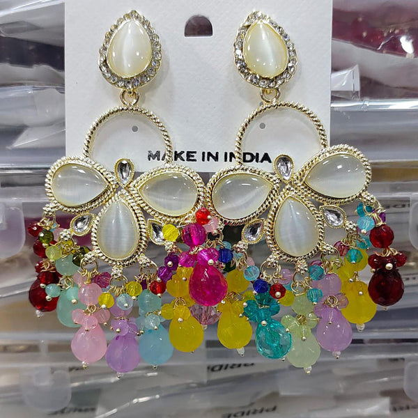 White Color Kundan Earrings With Maang Tikka (KDTE227WHT)