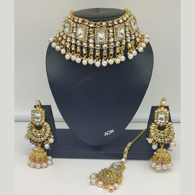 Lucentarts Jewellery Kundan Stone Gold Plated Necklace Set