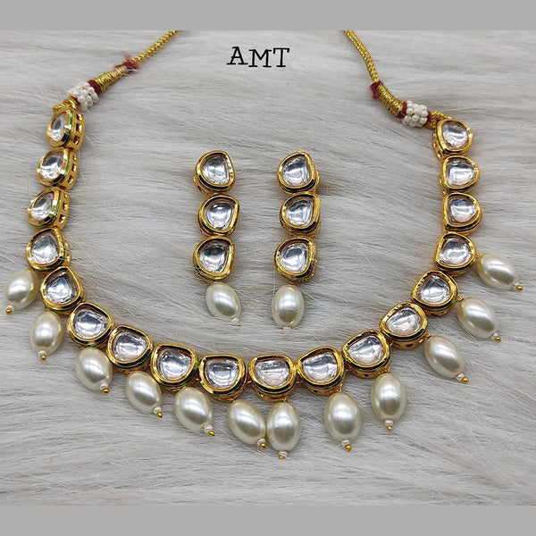 Lucentarts Jewellery Kundan Stone & Beads Necklace Set