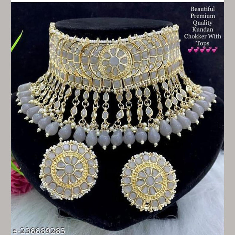 Lucentarts Jewellery Gold Plated Kundan Stone Choker Necklace Set