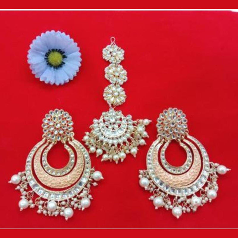 Lucentarts Jewellery Gold Plated Dangler Earrings With Maangtikka