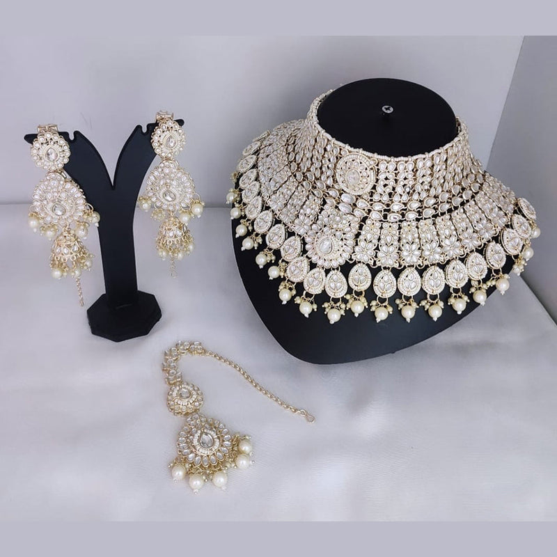 Lucentarts Jewellery Gold Plated Kundan Choker Necklace Set