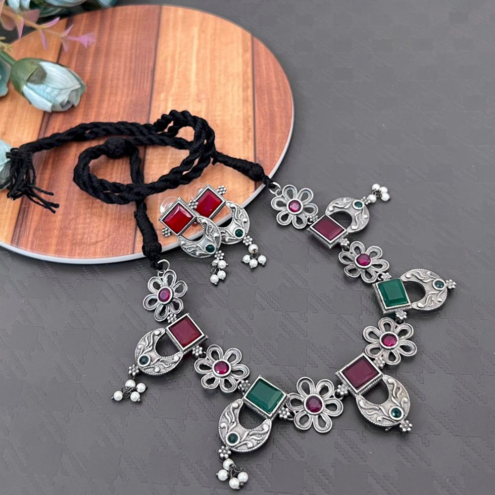 Vaamika Pota Kundan Stone Thread Oxidized Plated Necklace Set