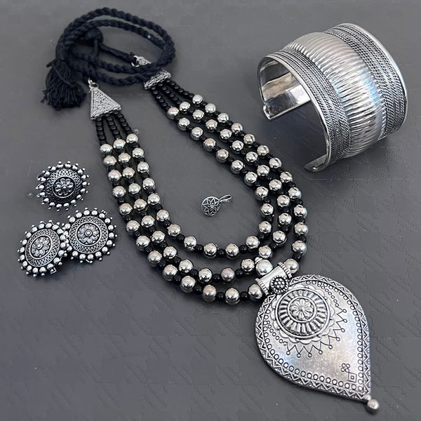 Vaamika Oxidized Plated Jewellery Combo