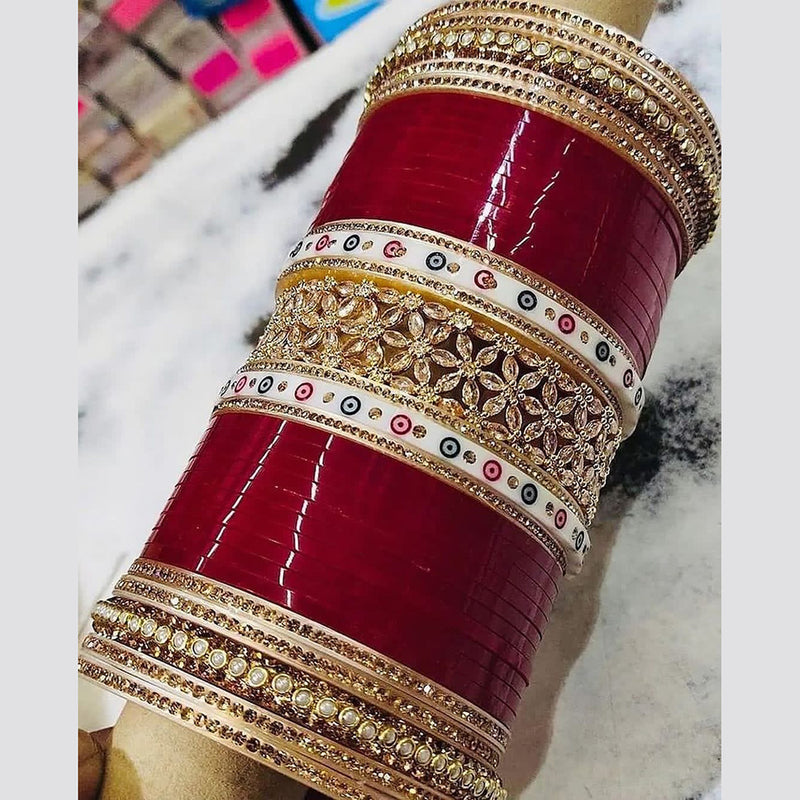 Vaamika Acrylic Bangles Set