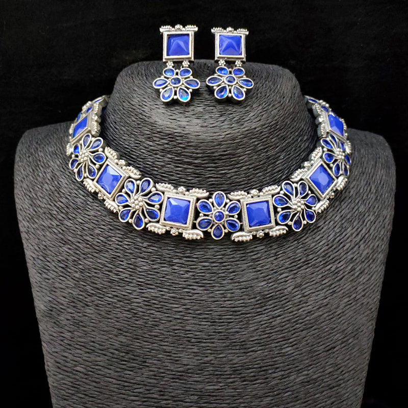 Vaamika Silver Plated Crystal Stone Necklace Set