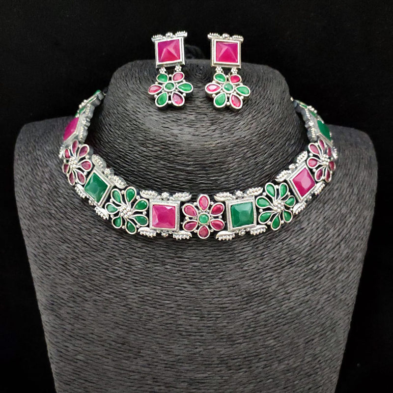 Vaamika Silver Plated Crystal Stone Necklace Set