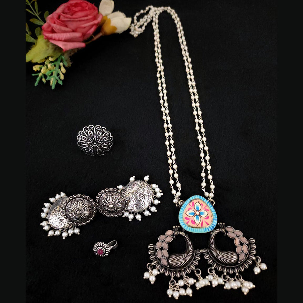 Vaamika Oxidized Plated Kundan Stone Necklace Set