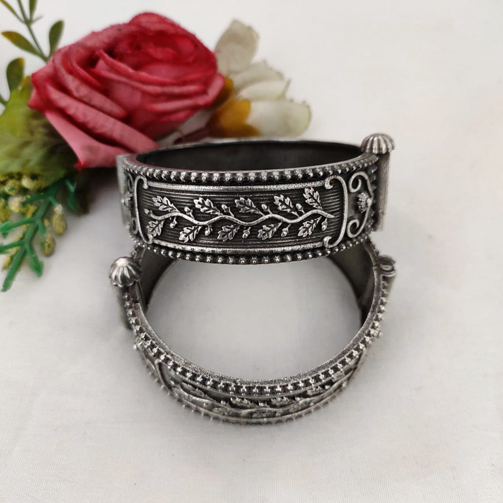 Oxidized Plated Screw Bangles