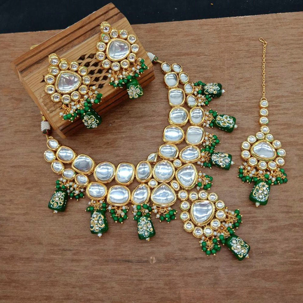 Vaamika Gold Plated Kundan Stone & Beads Choker Necklace Set