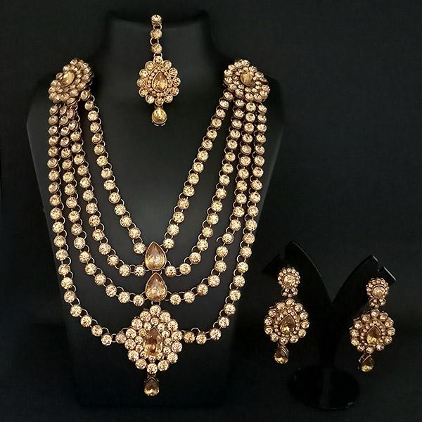 Vivant Charms Crystal Stone Necklace Set With Maang Tikka - 1103647A