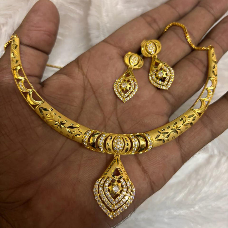 Pari Art Jewellery Forming Gold Necklace Set