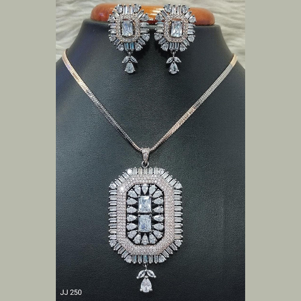 Jain Jewellers Ad Stone Pendant Set - 11062161