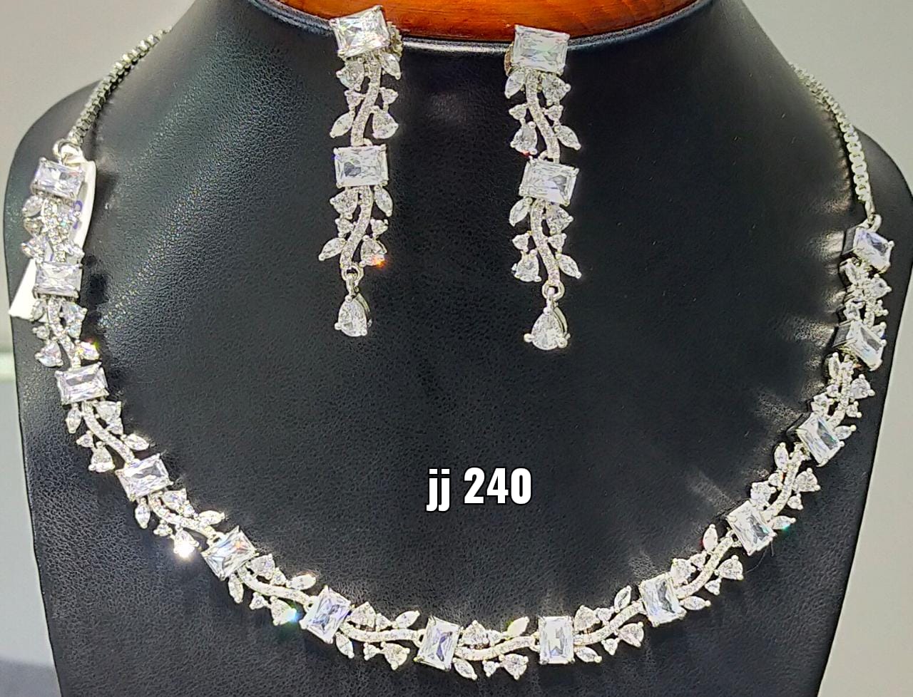 Jain Jewellers American Diamond Necklace Set - 11062304