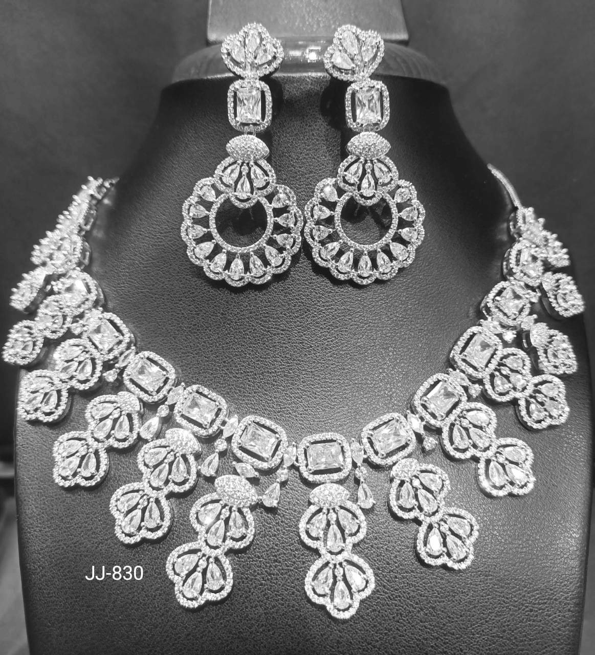 Jain Jewellers American Diamond Necklace Set - 11062334