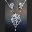 Jain Jewellers Ad Stone Pendant Set - 11062364