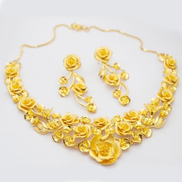 Utkrishtt Copper Forming Gold Plated Necklace Set - 1107801