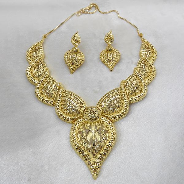 Utkrishtt Forming Gold Plated Copper Necklace Set - 1107860