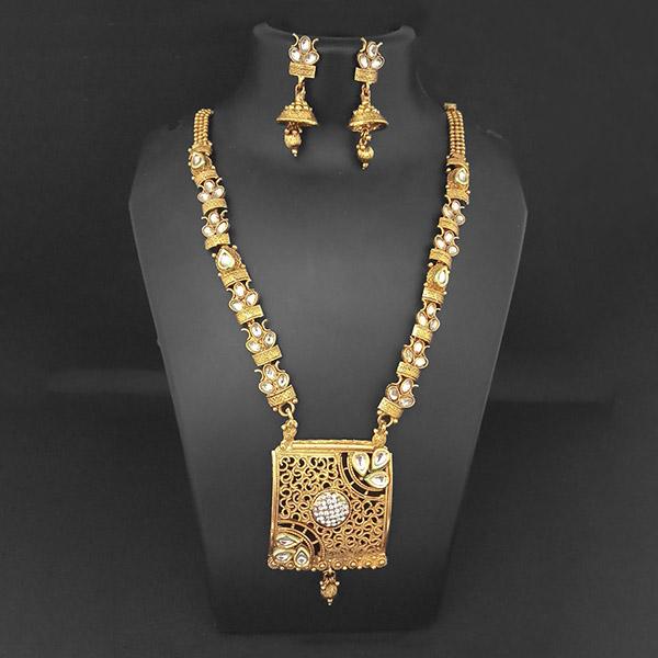 Kriaa White Austrian Stone And Kundan Necklace Set - 1109863B