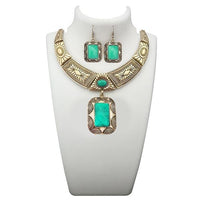 Urthn Green Turquoise Stone Antique Gold Plated Statement Necklace - 1110061D