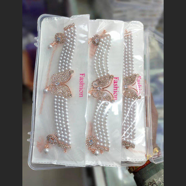 Kavita Art Rose Plated Choker Necklace Set