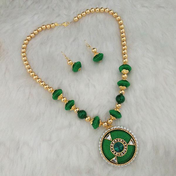 Jeweljunk Green Austrian Stone Gold Plated Thread Necklace Set - 1110616E