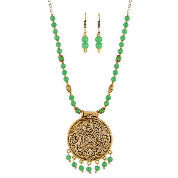 Urthn Green Beads Antique Gold Plated Necklace Set - 1111322