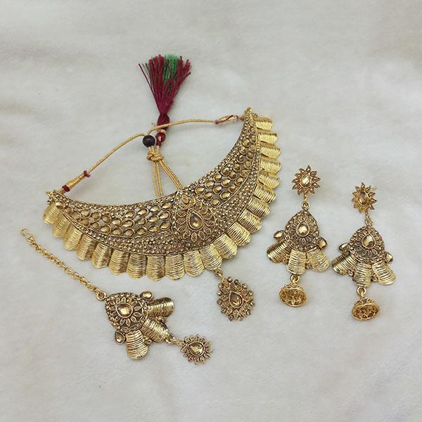 Kriaa Gold Plated Brown Kundan Choker Necklace Set With Maang Tikka - 1113605