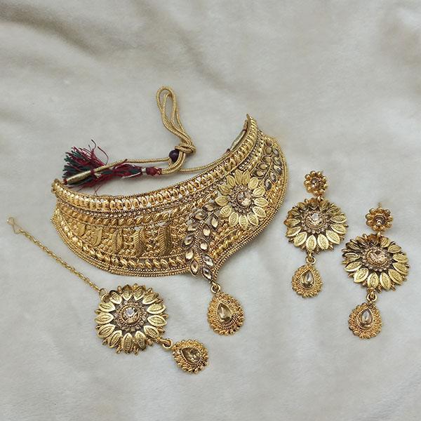 Kriaa Gold Plated Brown Kundan Choker Necklace Set With Maang Tikka - 1113623