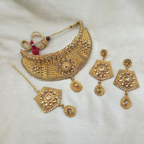 Kriaa Gold Plated Brown Kundan Choker Necklace Set With Maang Tikka - 1113624