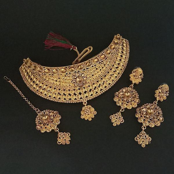 Kriaa Brown Stone Choker Necklace Set With Maang Tikka - 1113636