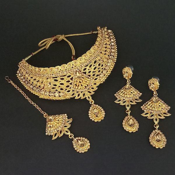 Kriaa Brown Stone Choker Necklace Set With Maang Tikka - 1113640