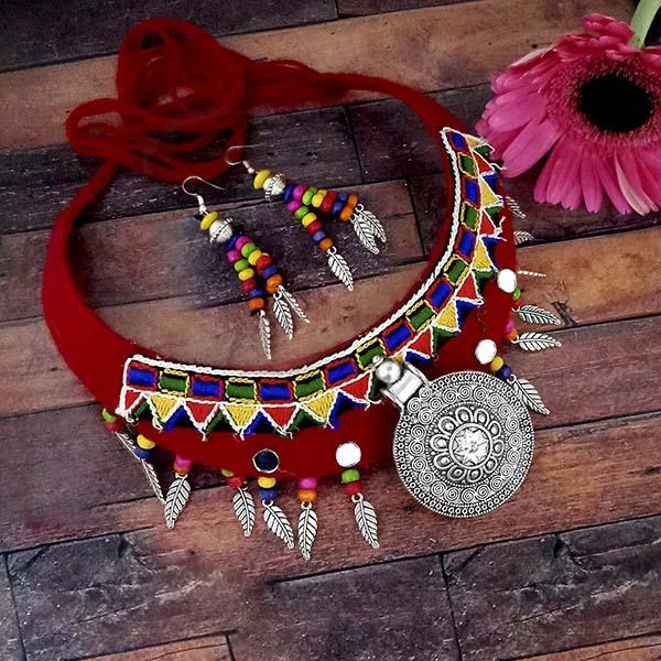 Jeweljunk Oxidised Red Thread Necklace Set - 1114605