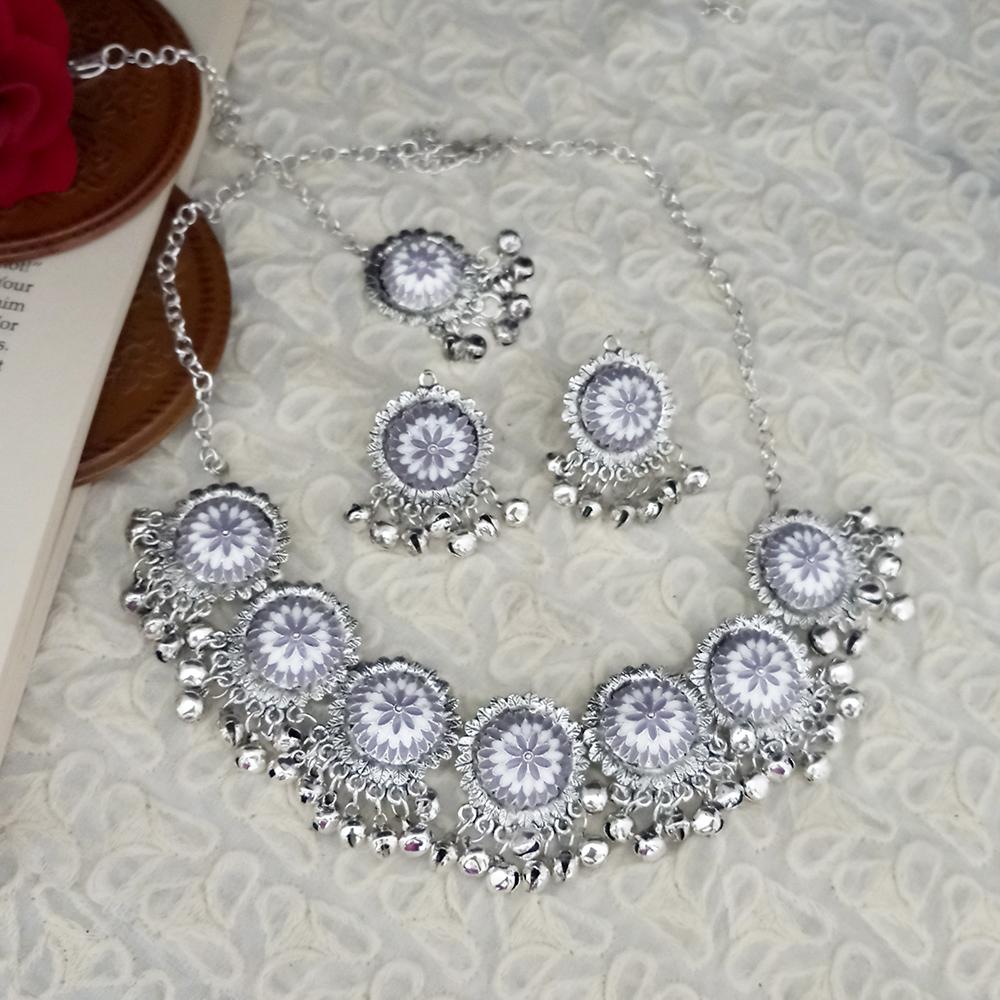 Kriaa Oxidised Plated Grey Meenakari Necklace Set With Maang Tikka - 1115346F