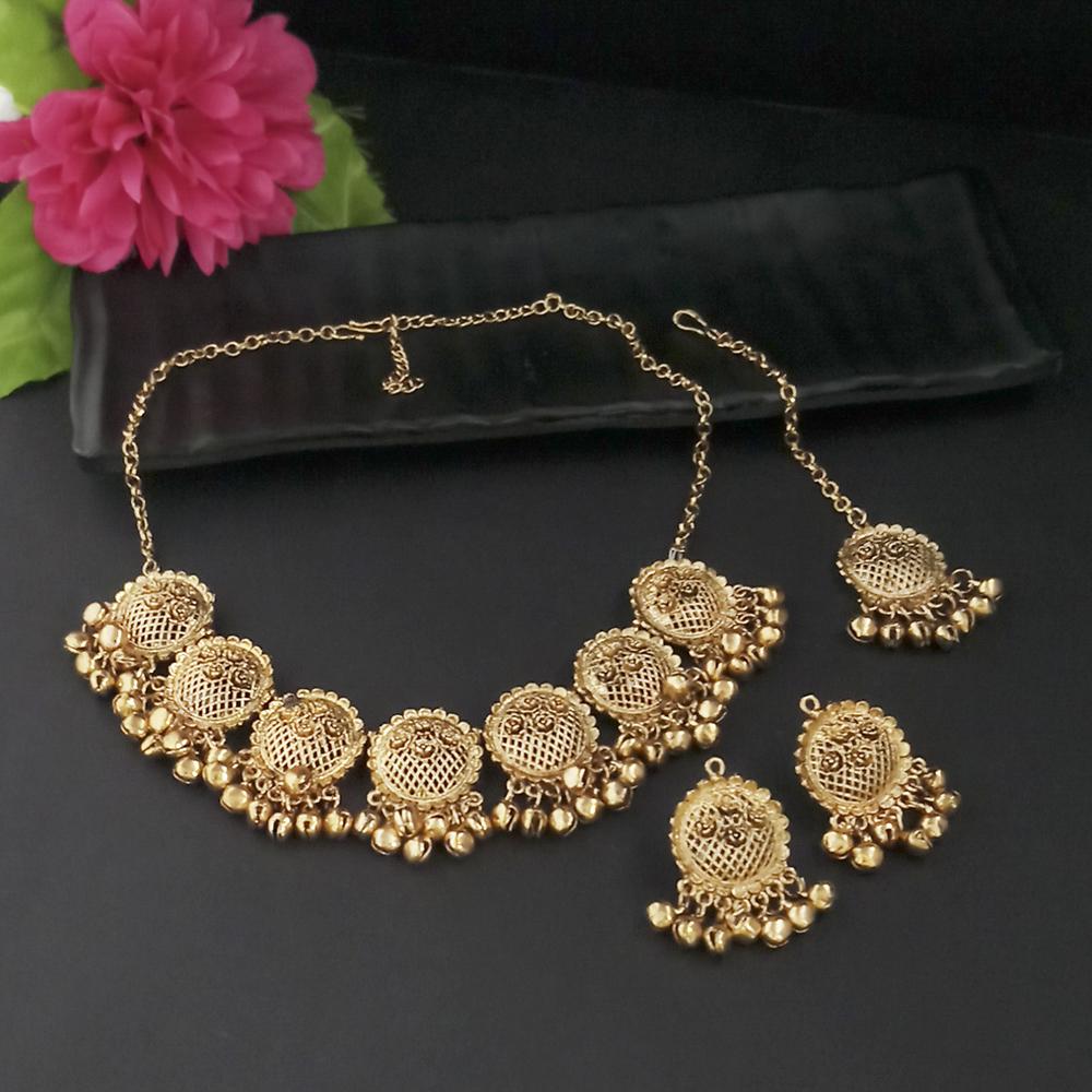 Kriaa Gold Plated Necklace Set With Maang Tikka - 1116018