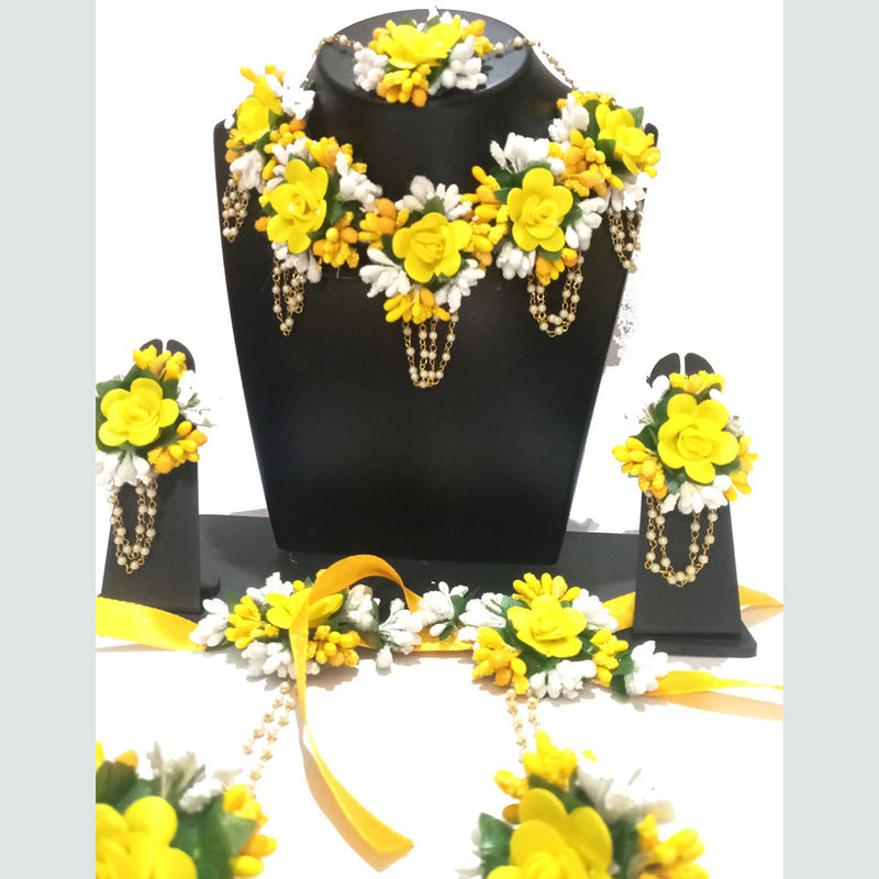 Kavyas Kreation Floral Necklace Set