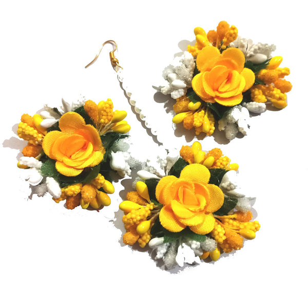 Kavyas Kreation Floral Earrings With Mangtikka