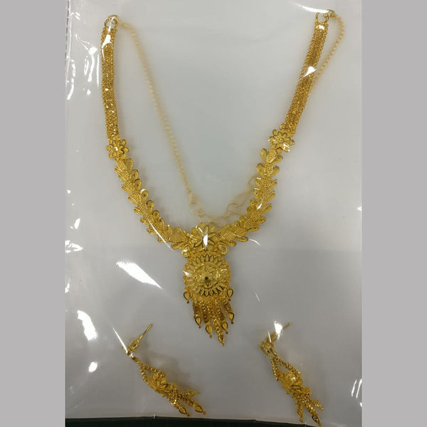 Weight less hot sale gold necklace