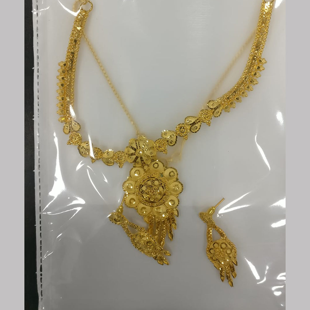 Neu Gold Designer Forming Gold Necklace Set